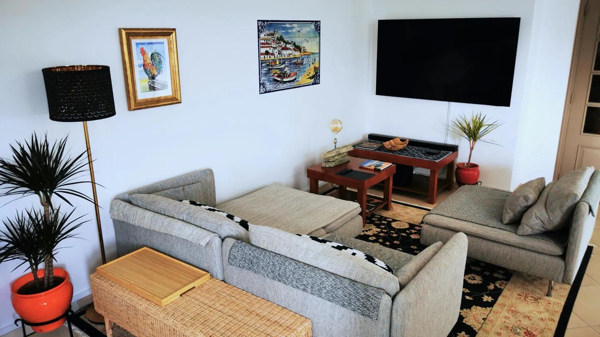 Apartment #056 Old Post Office By Home Holidays Albufeira